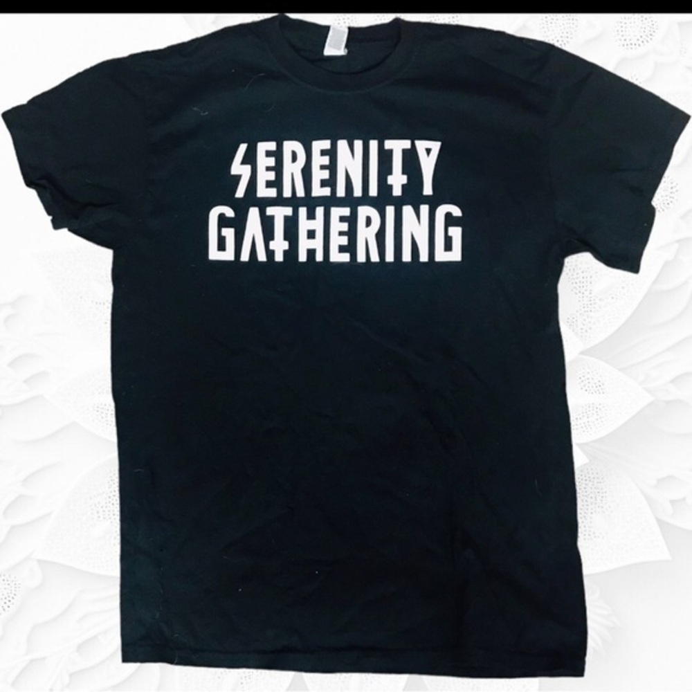 “Serenity Gathering” T-Shirt Black Crewneck Size Medium